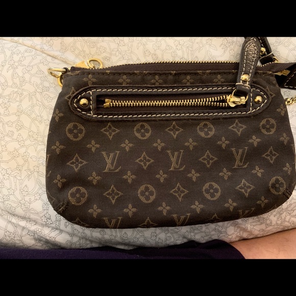 LV true - Picture 1 of 8